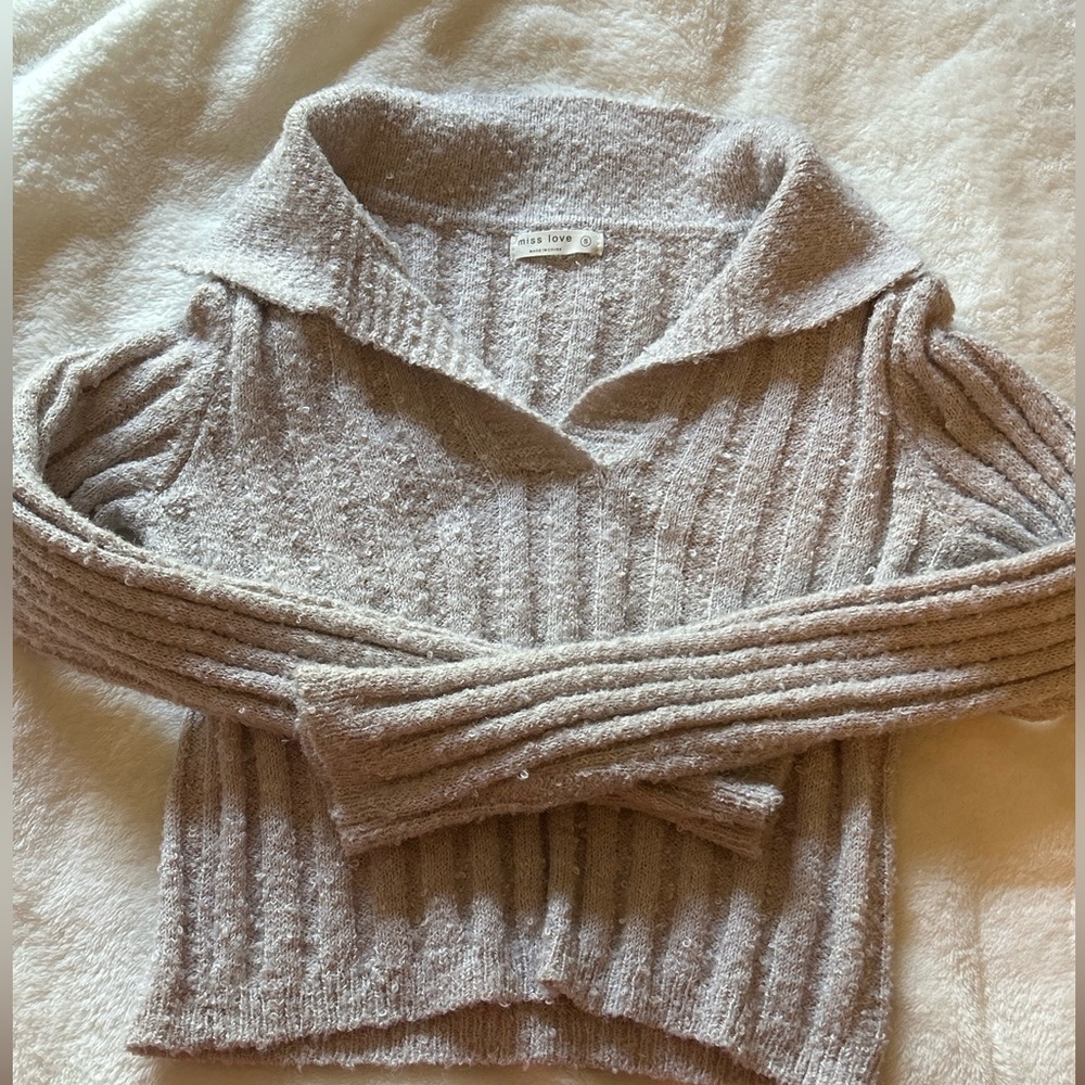 Cotton. Very very comfy